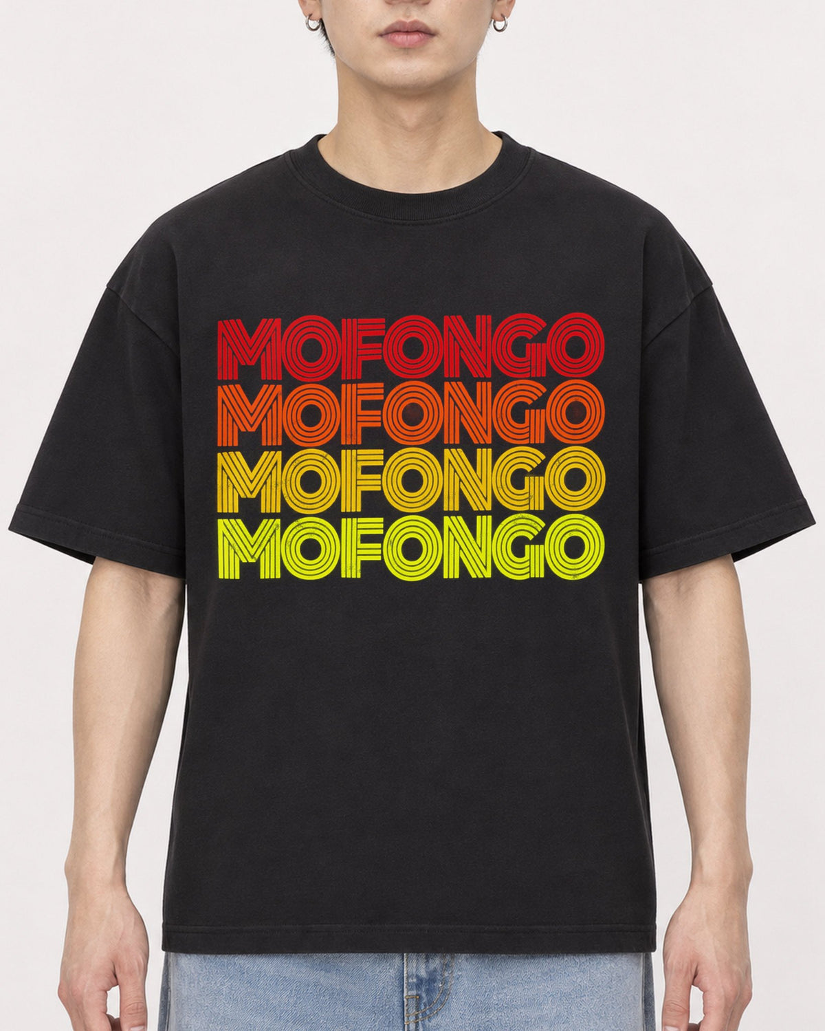 Mockup Boxy Heavyweight Tee Black male close-up 01