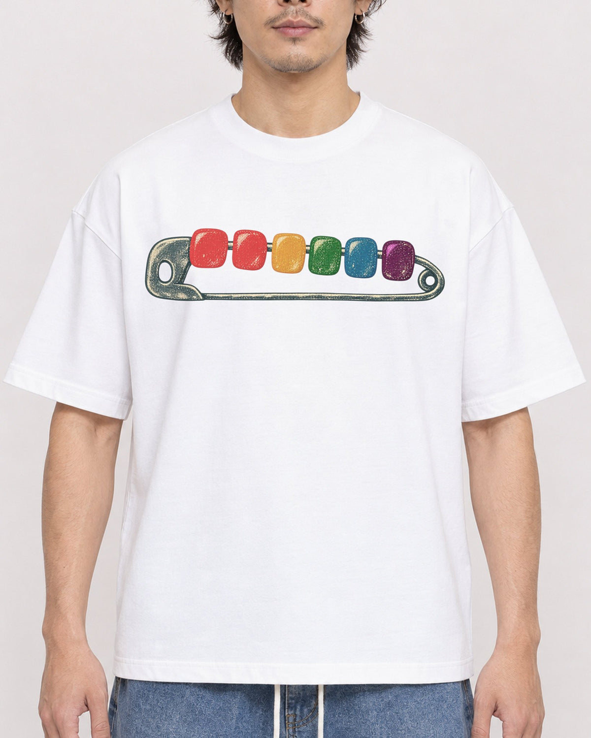 Mockup Boxy Heavyweight Tee White male close-up 03