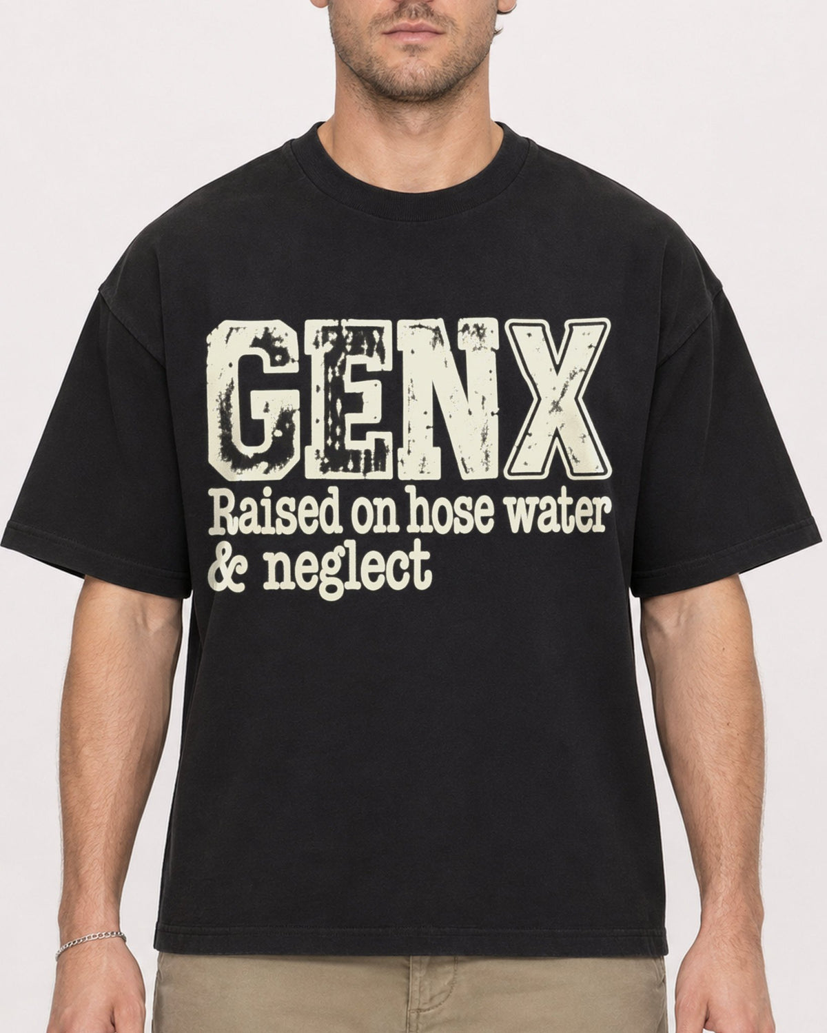 Mockup Boxy Heavyweight Tee Black male close-up 08
