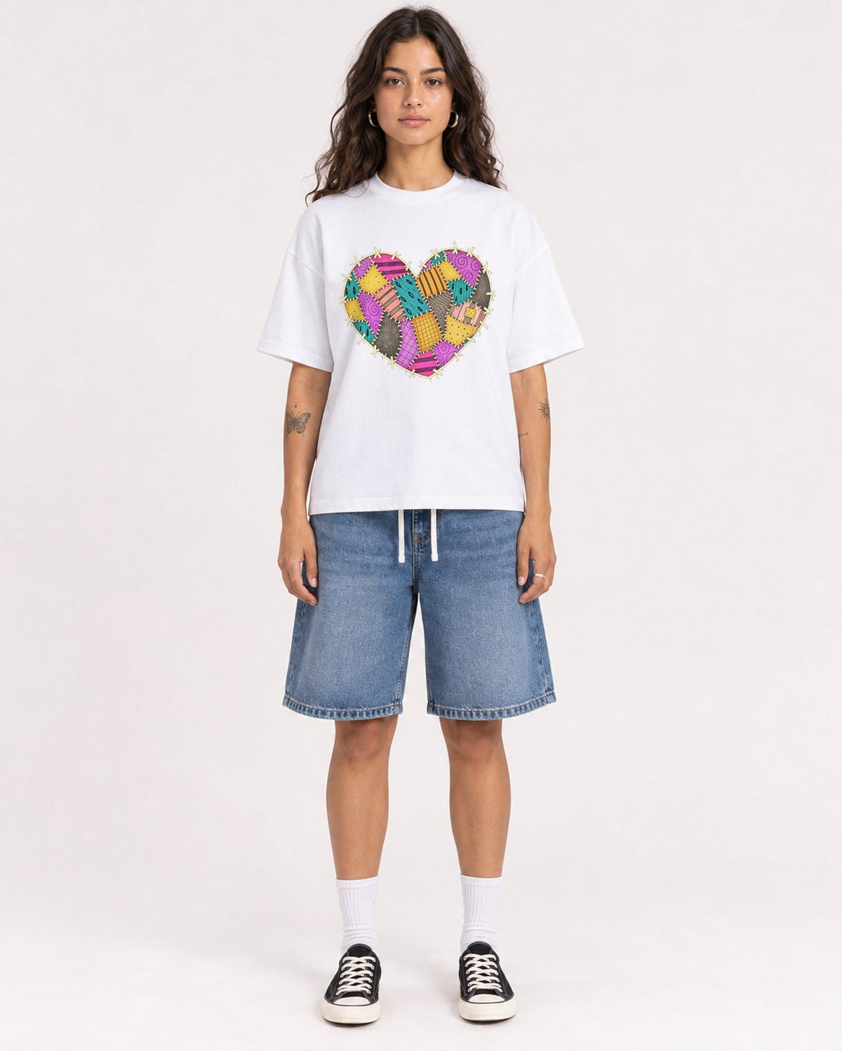 Mockup Boxy Heavyweight Tee White female full-body 06