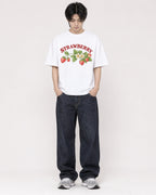 Mockup Boxy Heavyweight Tee White male full-body 11
