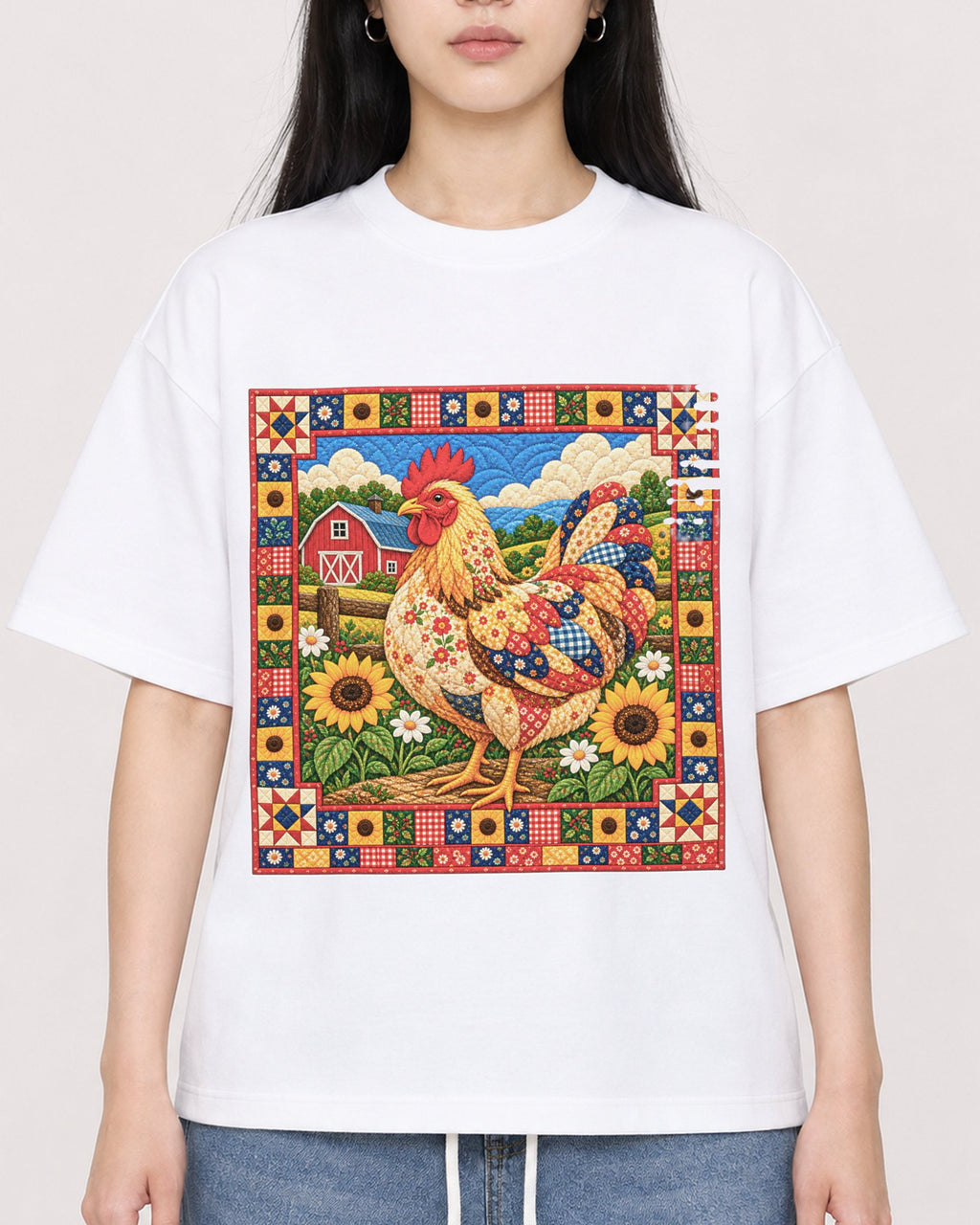 Mockup Boxy Heavyweight Tee White female close-up 01