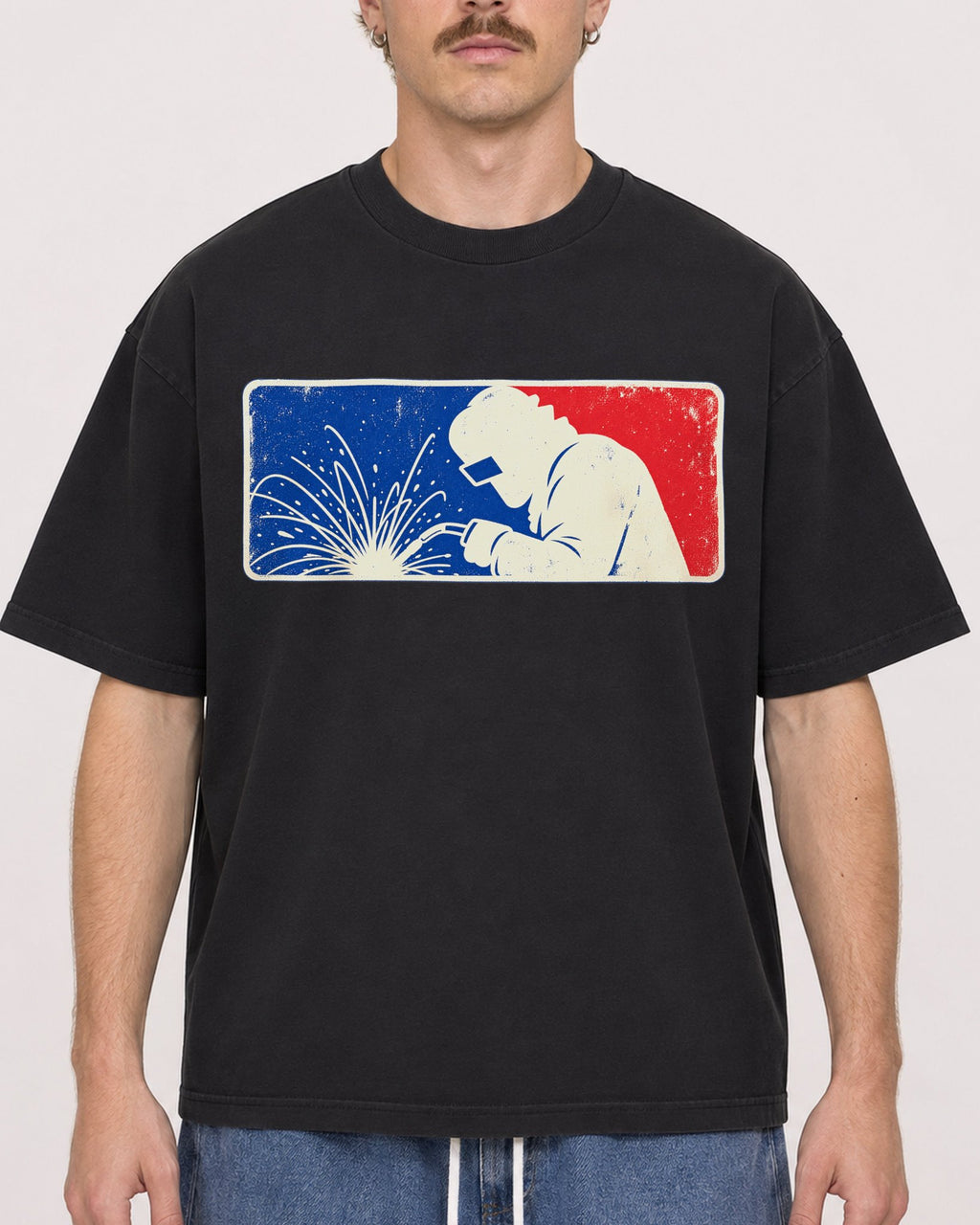 Mockup Boxy Heavyweight Tee Black male close-up 19
