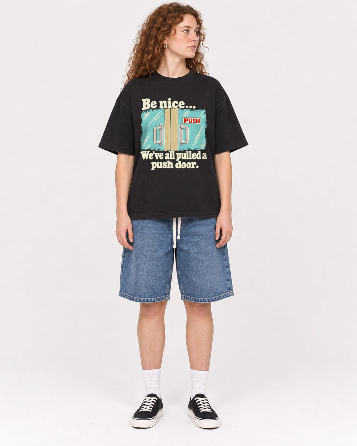 Mockup Boxy Heavyweight Tee Black female full-body 09