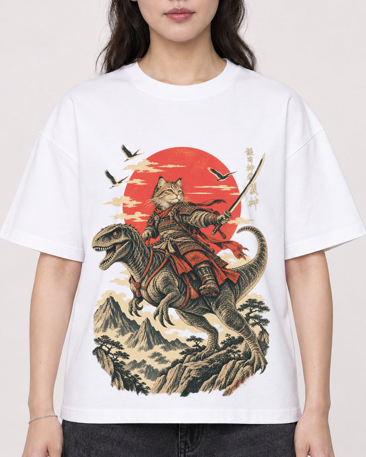 Mockup Boxy Heavyweight Tee White female close-up 03