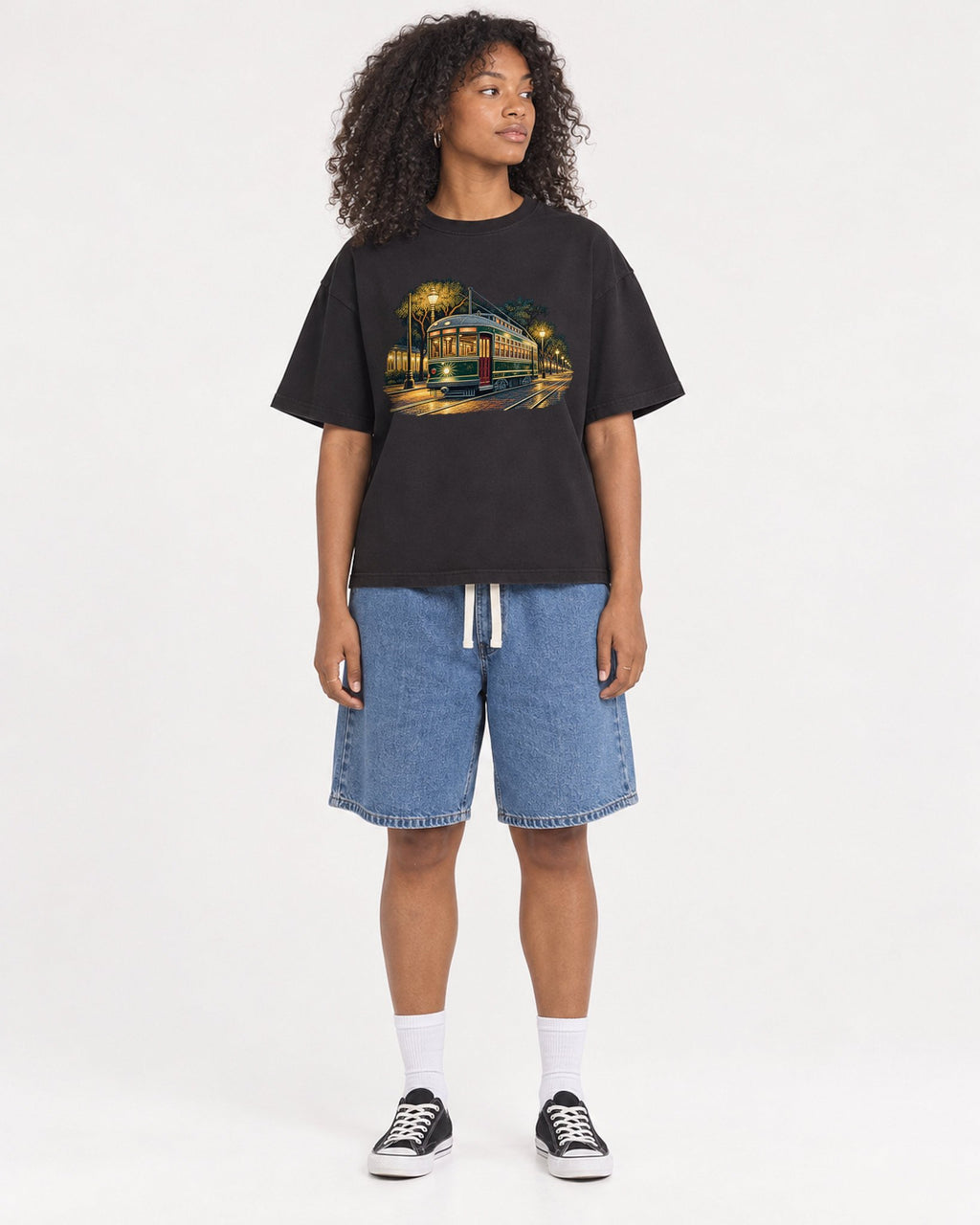 Mockup Boxy Heavyweight Tee Black female full-body 05