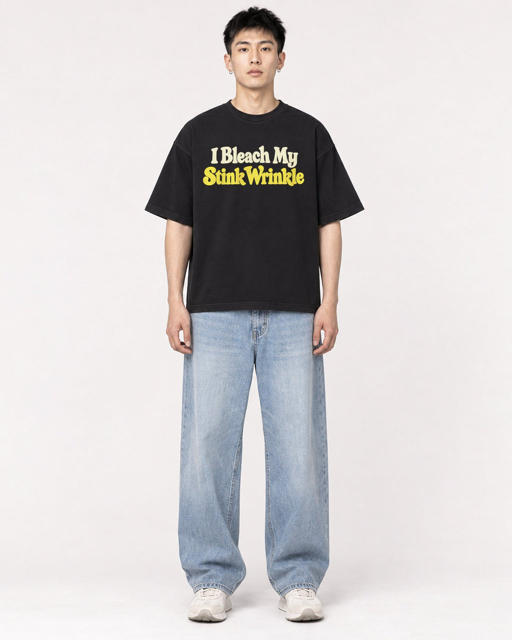 Mockup Boxy Heavyweight Tee Black male full-body 21