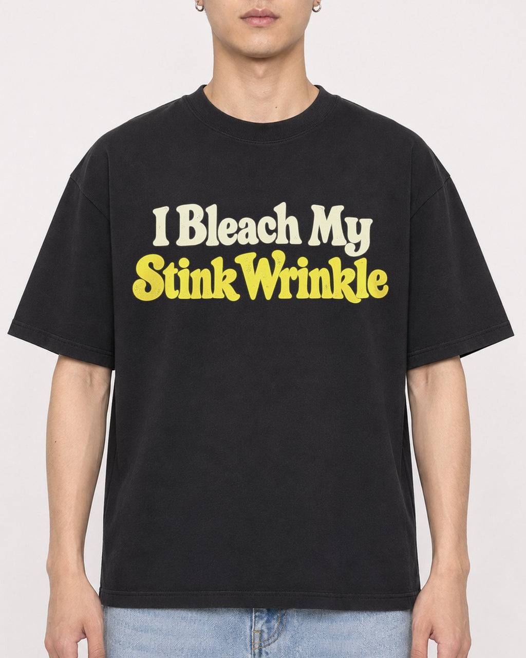 Mockup Boxy Heavyweight Tee Black male close-up 21