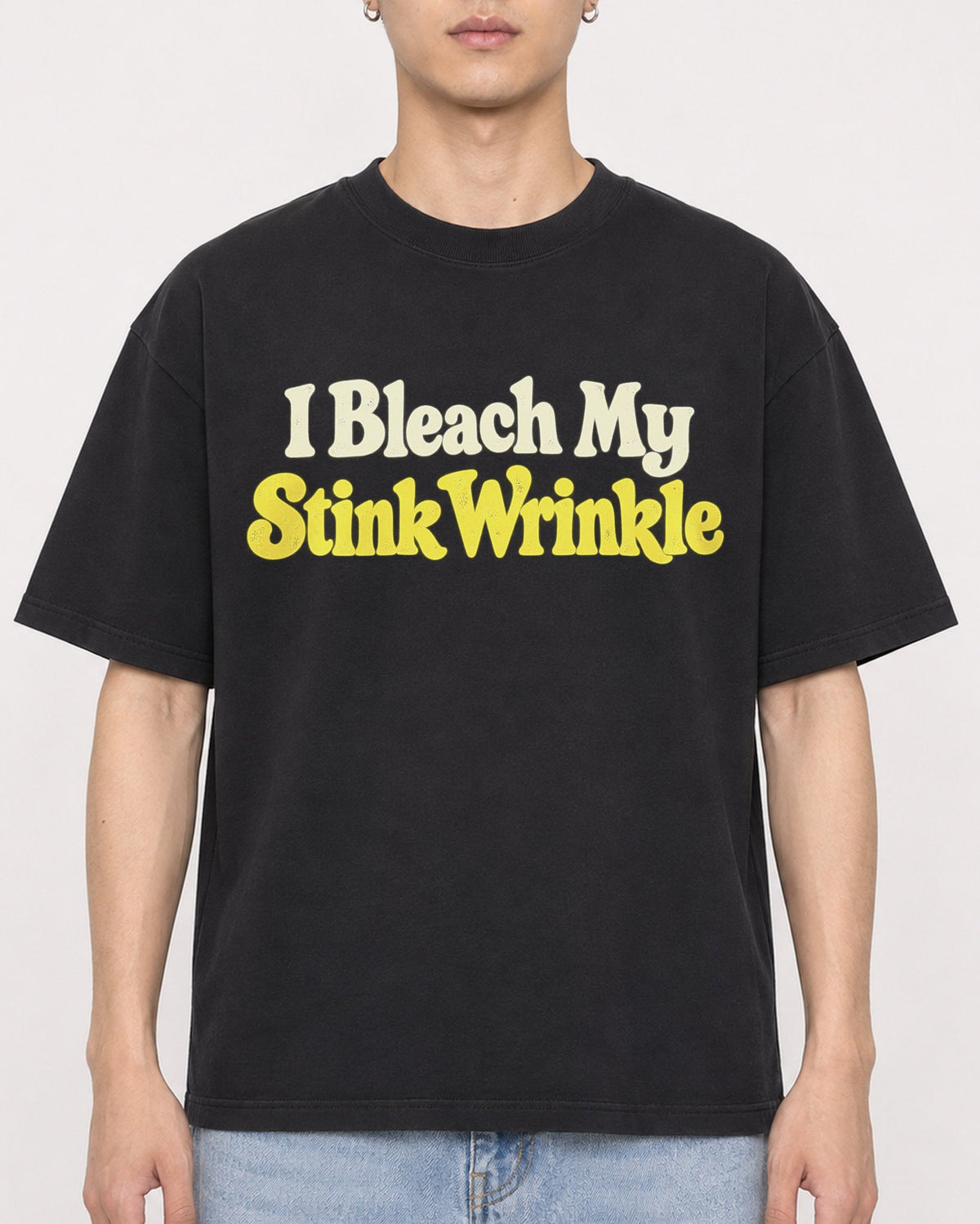 Mockup Boxy Heavyweight Tee Black male close-up 21
