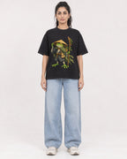 Mockup Boxy Heavyweight Tee Black female full-body 47