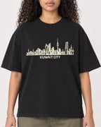 Mockup Boxy Heavyweight Tee Black female close-up 10