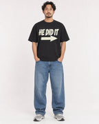 Mockup Boxy Heavyweight Tee Black male full-body 02