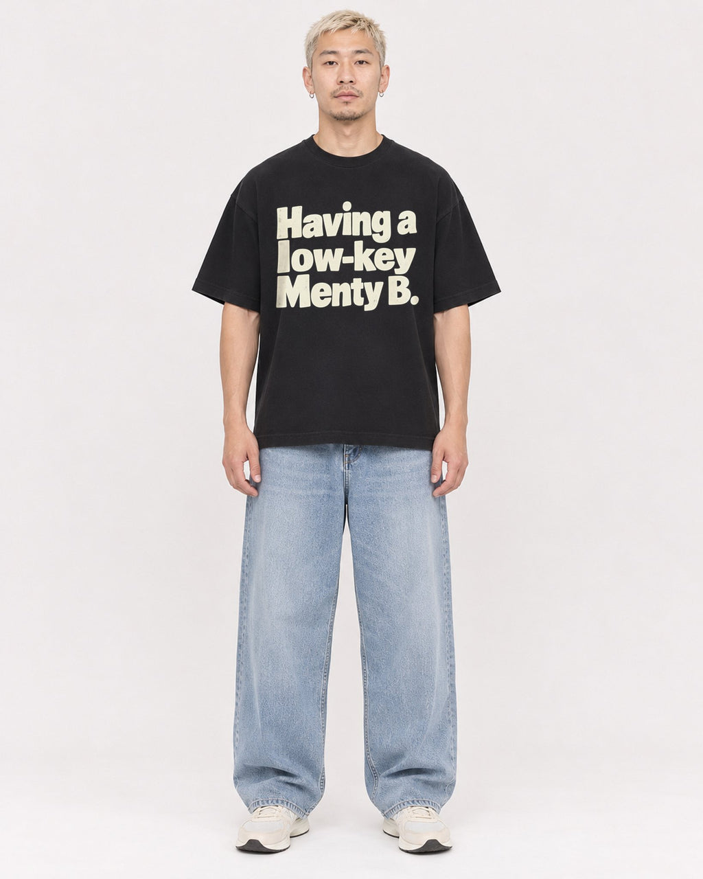 Mockup Boxy Heavyweight Tee Black male full-body 33