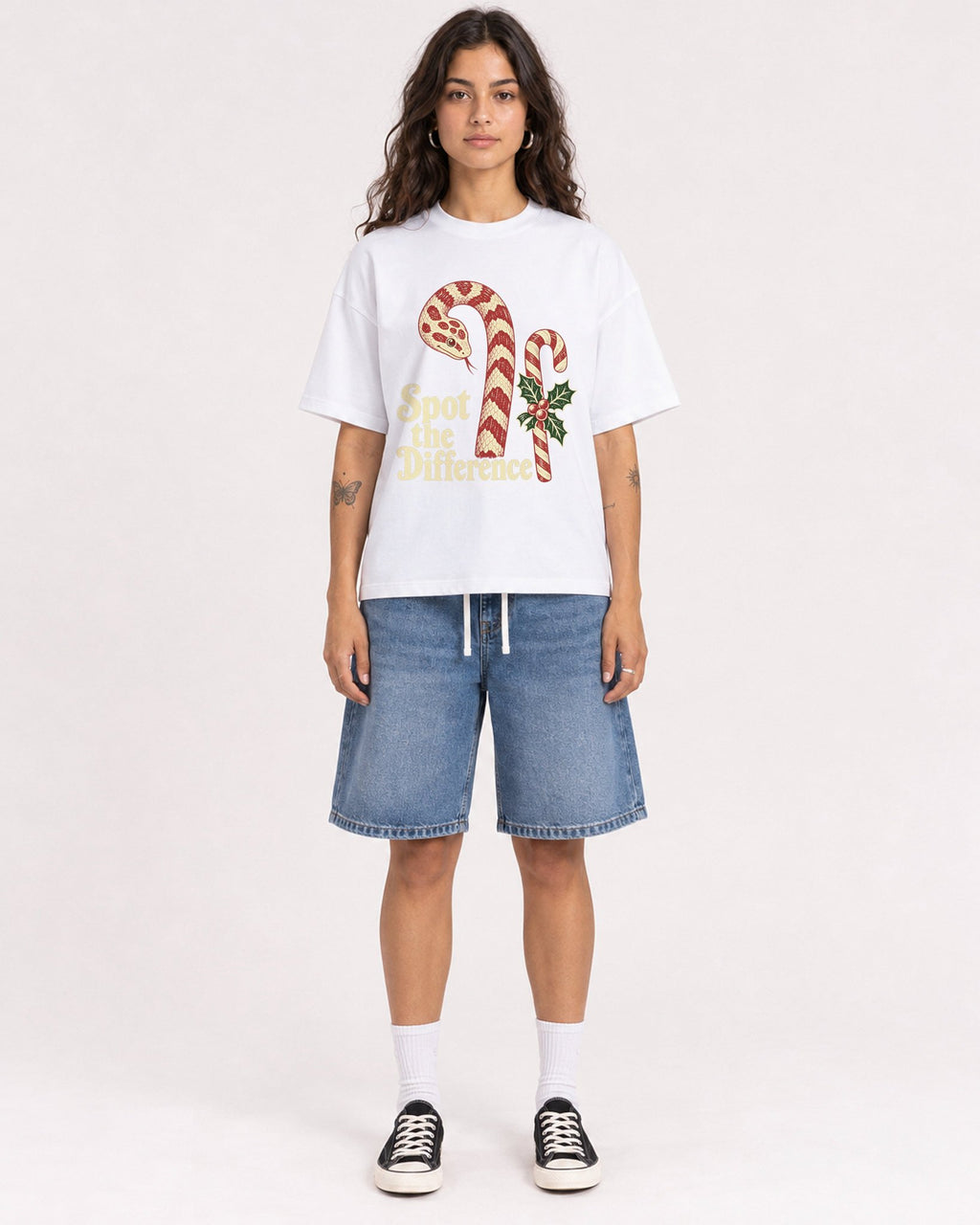 Mockup Boxy Heavyweight Tee White female full-body 06
