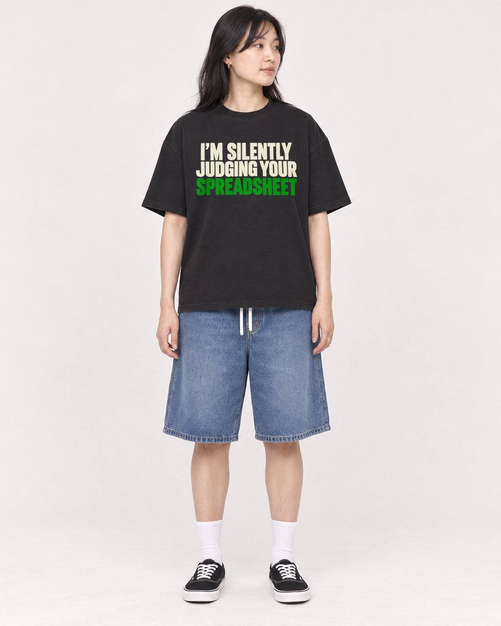 Mockup Boxy Heavyweight Tee Black female full-body 13