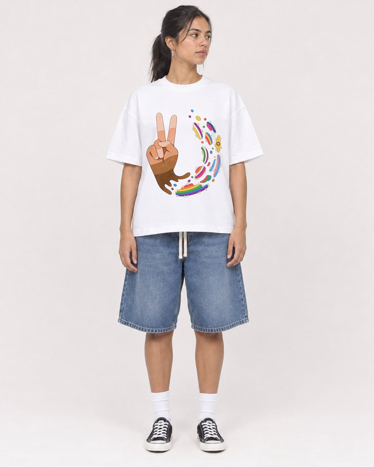 Mockup Boxy Heavyweight Tee White female full-body 16