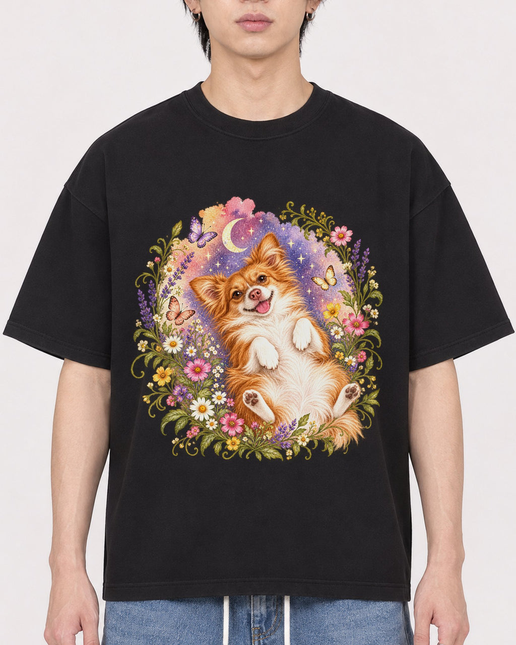 Mockup Boxy Heavyweight Tee Black male close-up 11