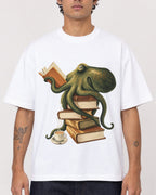 Mockup Boxy Heavyweight Tee White male close-up 06