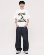 Mockup Boxy Heavyweight Tee White male full-body 01