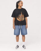 Mockup Boxy Heavyweight Tee Black female full-body 25