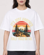 Mockup Boxy Heavyweight Tee White female close-up 03