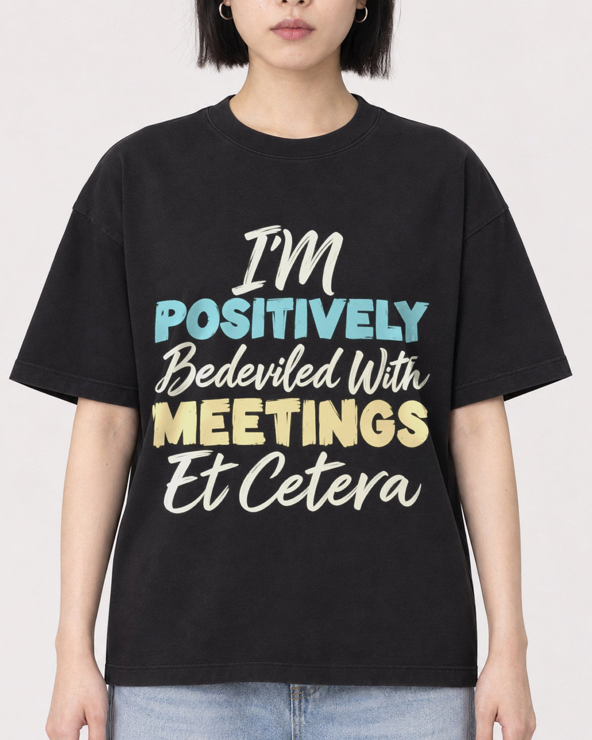 Mockup Boxy Heavyweight Tee Black female close-up 11