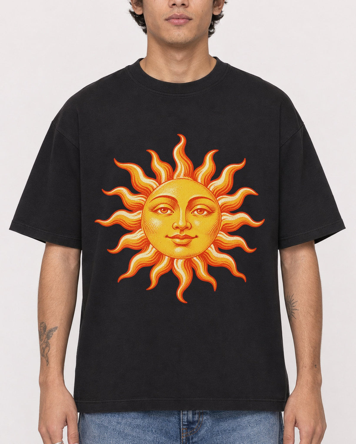 Mockup Boxy Heavyweight Tee Black male close-up 06