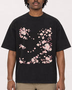 Mockup Boxy Heavyweight Tee Black male close-up 04