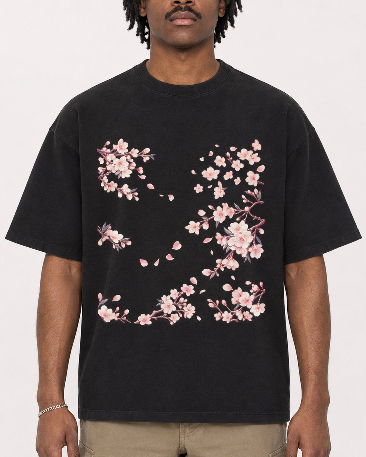Mockup Boxy Heavyweight Tee Black male close-up 04