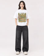 Mockup Boxy Heavyweight Tee White female full-body 03