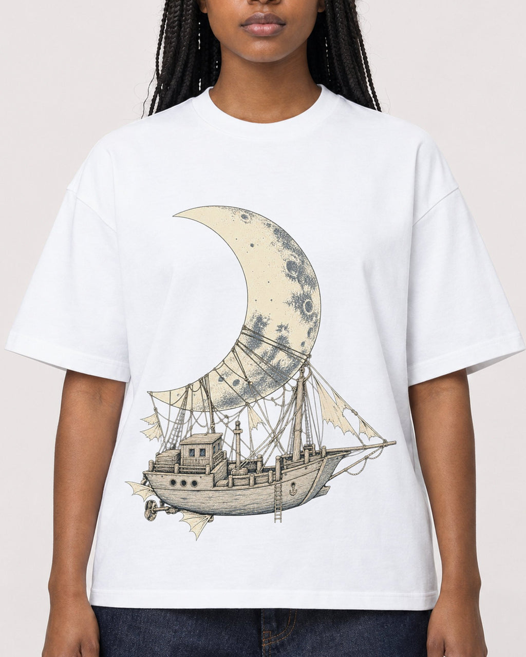Mockup Boxy Heavyweight Tee White female close-up 04