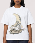 Mockup Boxy Heavyweight Tee White female close-up 04