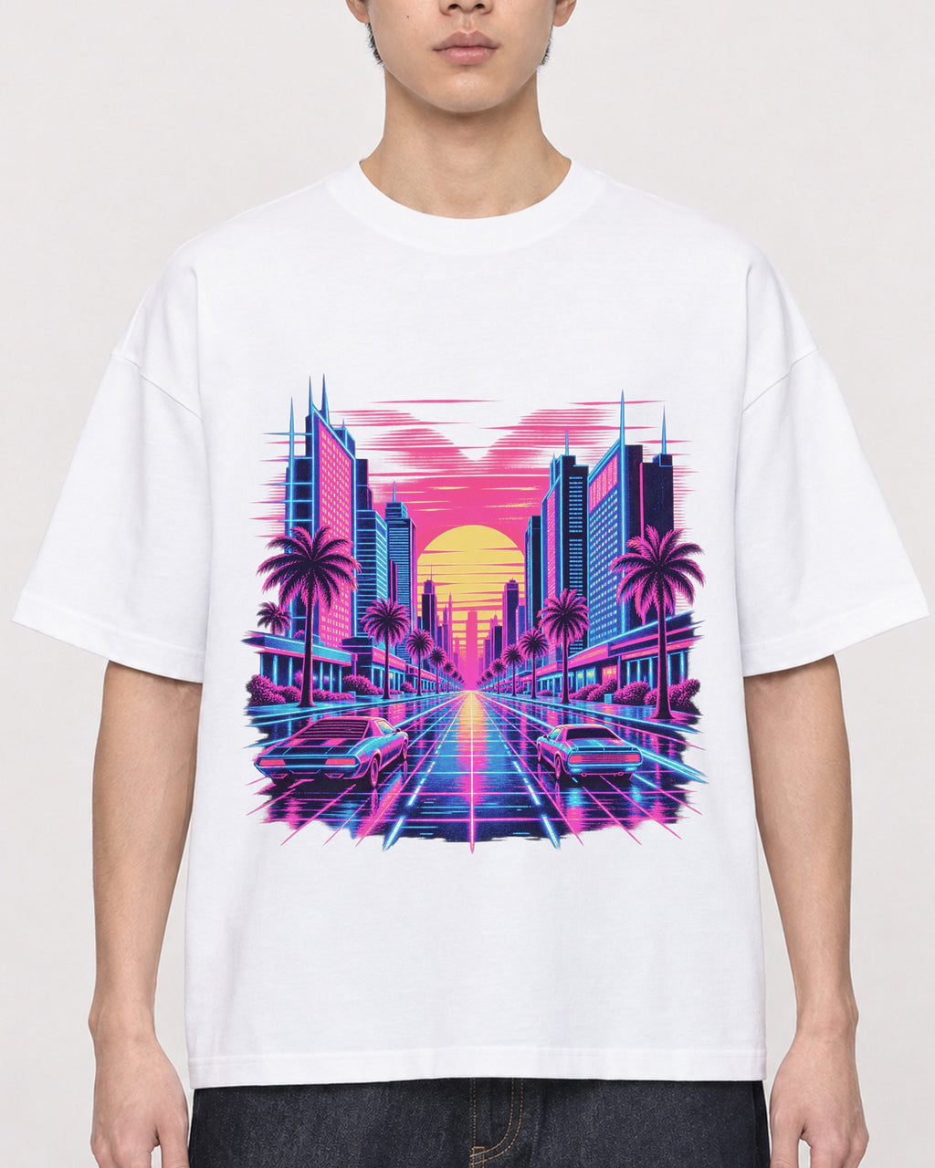 Mockup Boxy Heavyweight Tee White male close-up 01