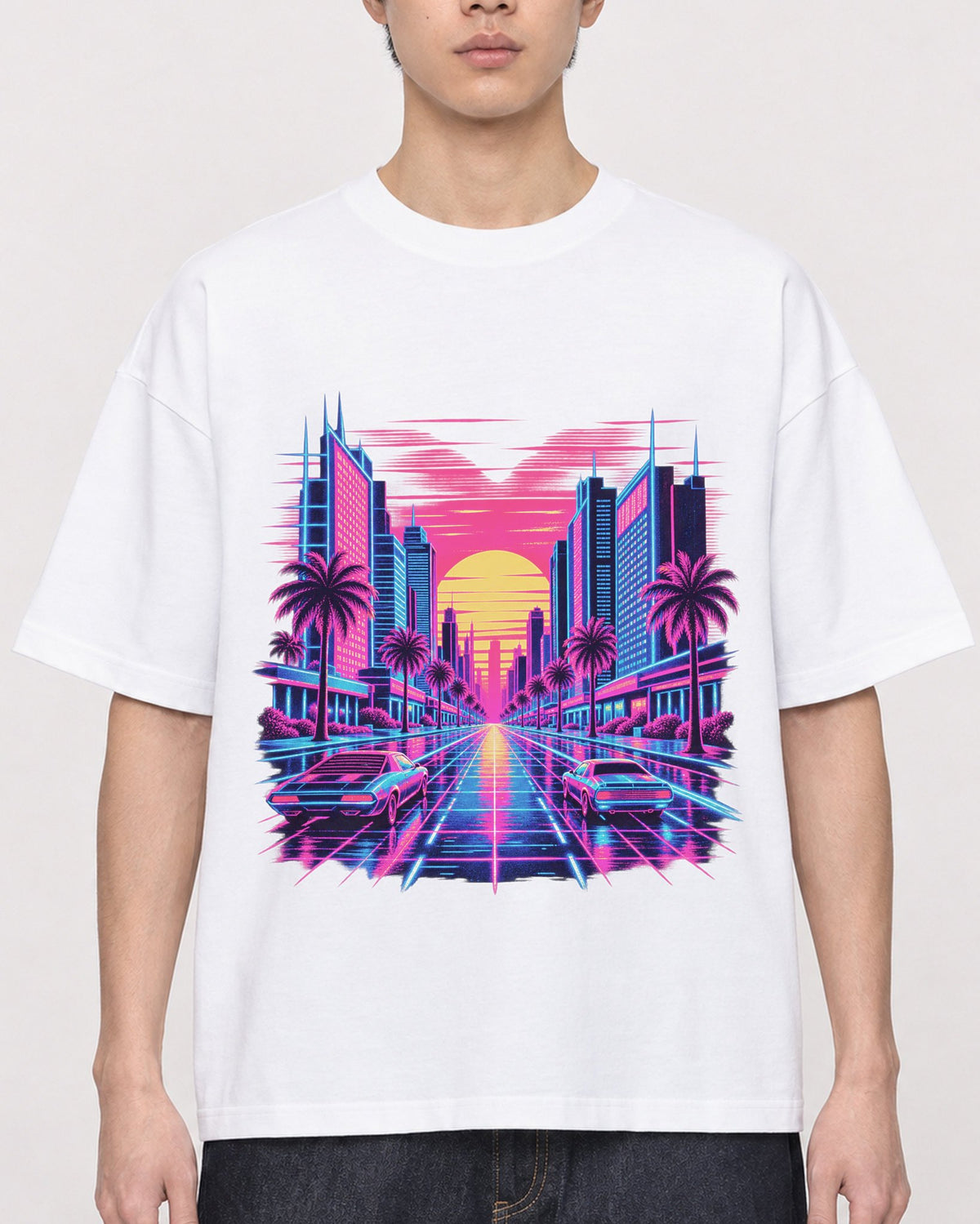 Mockup Boxy Heavyweight Tee White male close-up 01