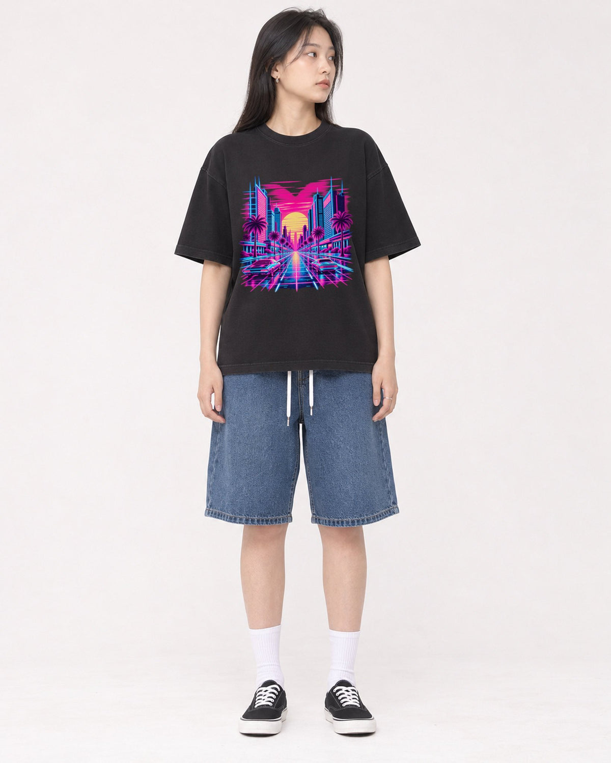 Mockup Boxy Heavyweight Tee Black female full-body 01