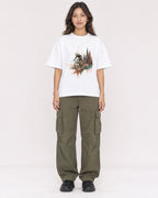 Mockup Boxy Heavyweight Tee White female full-body 02