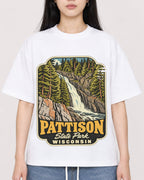 Mockup Boxy Heavyweight Tee White female close-up 01