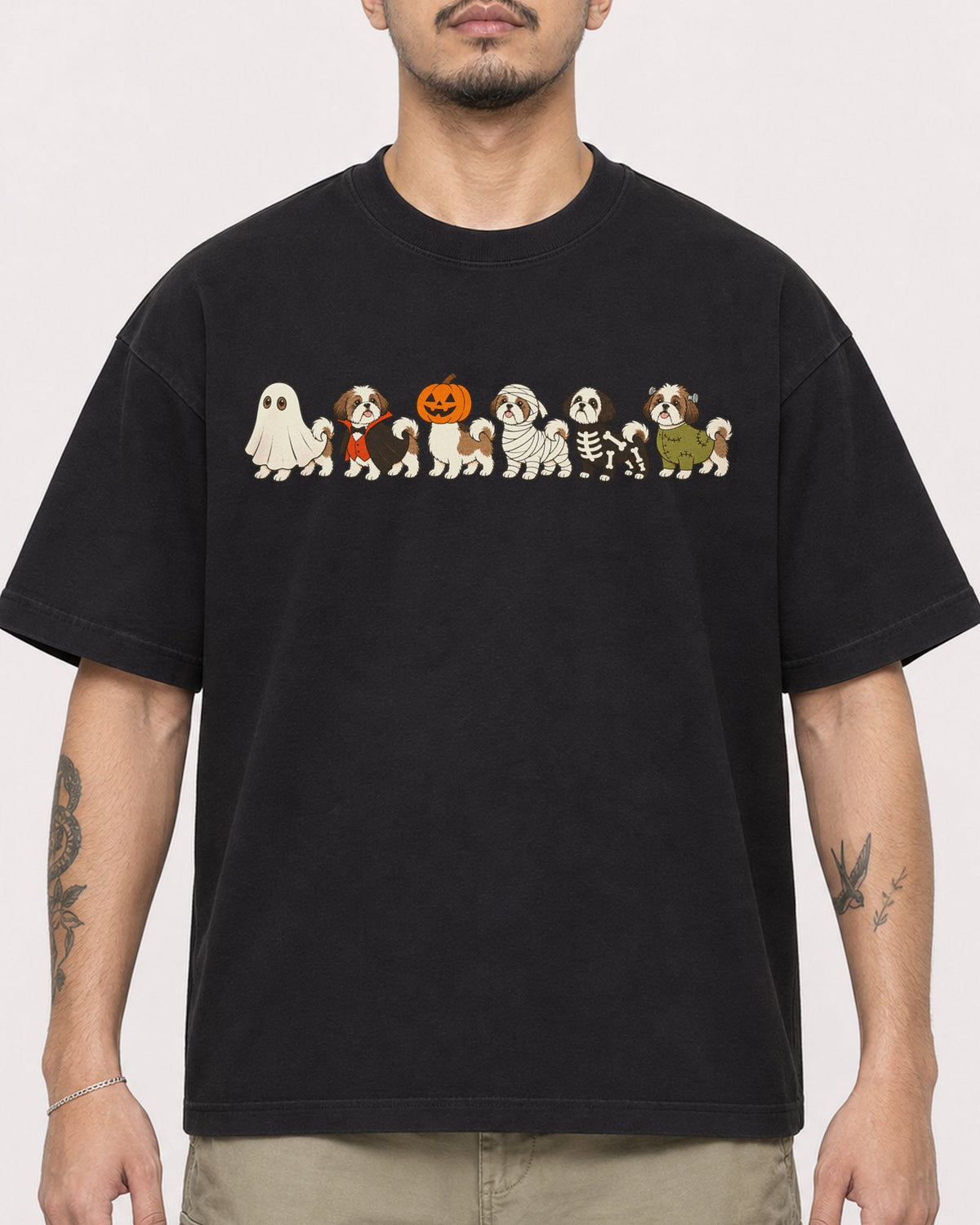 Mockup Boxy Heavyweight Tee Black male close-up 12
