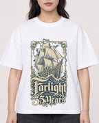 Mockup Boxy Heavyweight Tee White female close-up 03