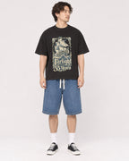 Mockup Boxy Heavyweight Tee Black male full-body 03