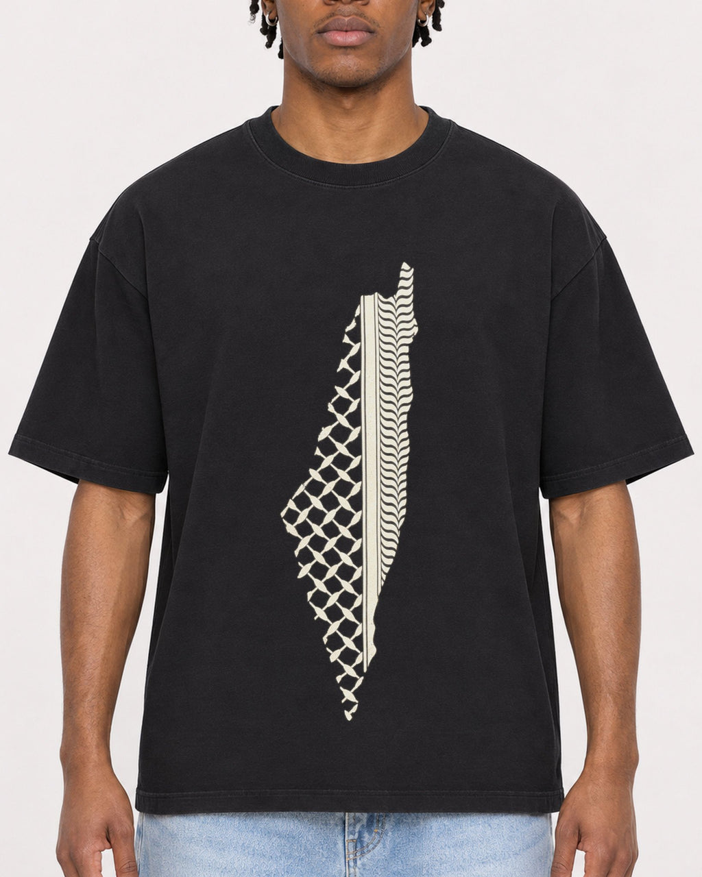 Mockup Boxy Heavyweight Tee Black male close-up 05