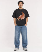 Mockup Boxy Heavyweight Tee Black male full-body 02