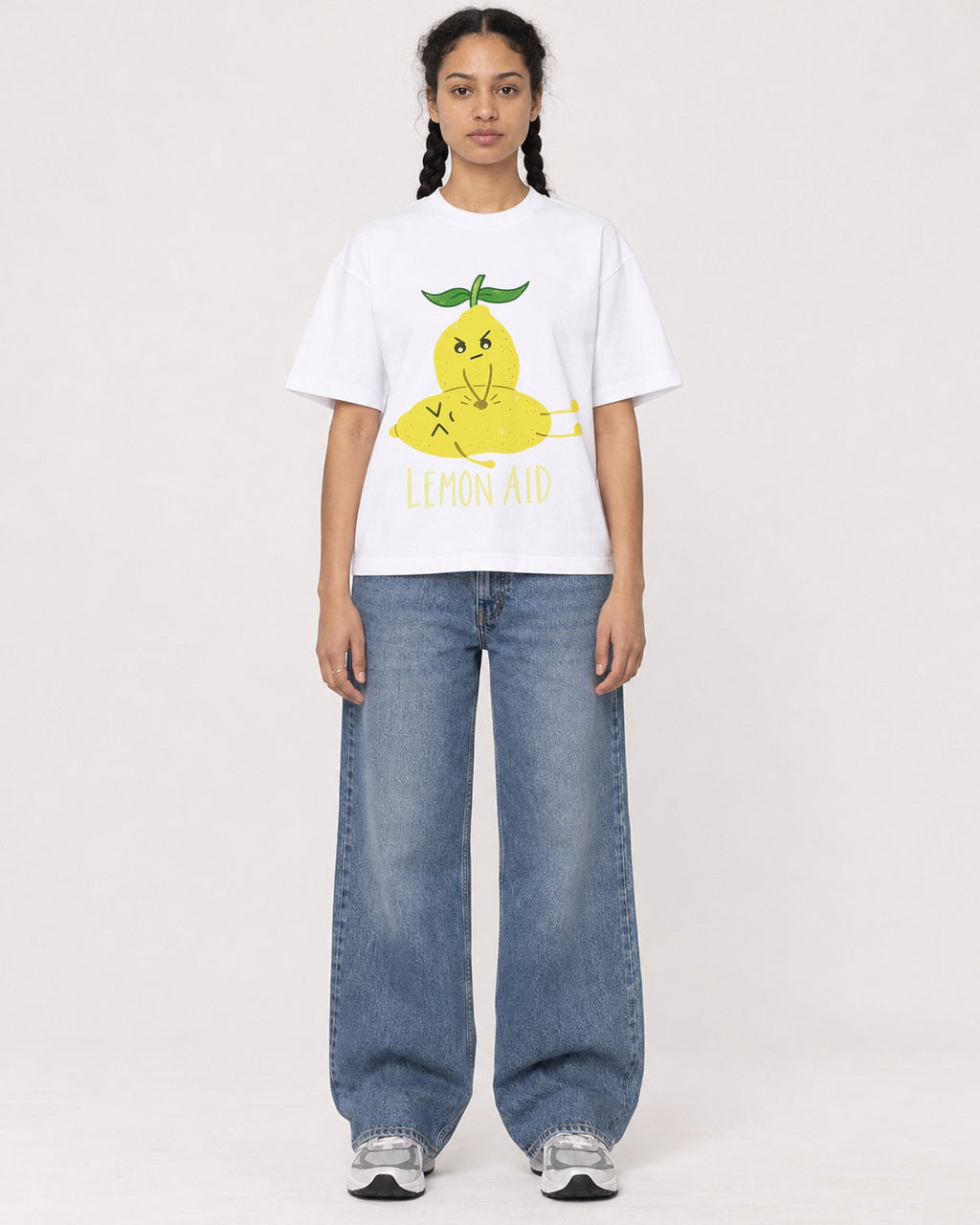 Mockup Boxy Heavyweight Tee White female full-body 50