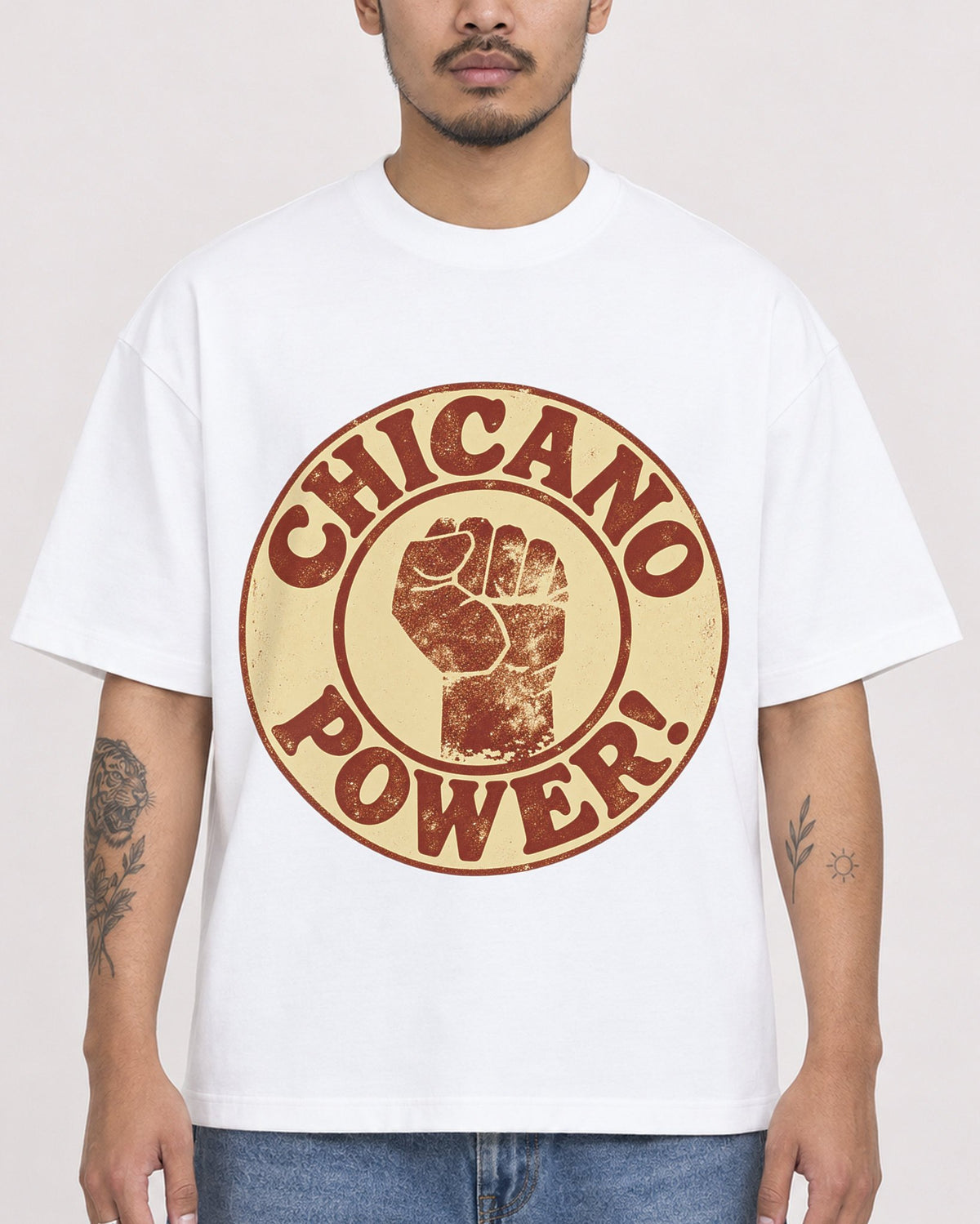 Mockup Boxy Heavyweight Tee White male close-up 12