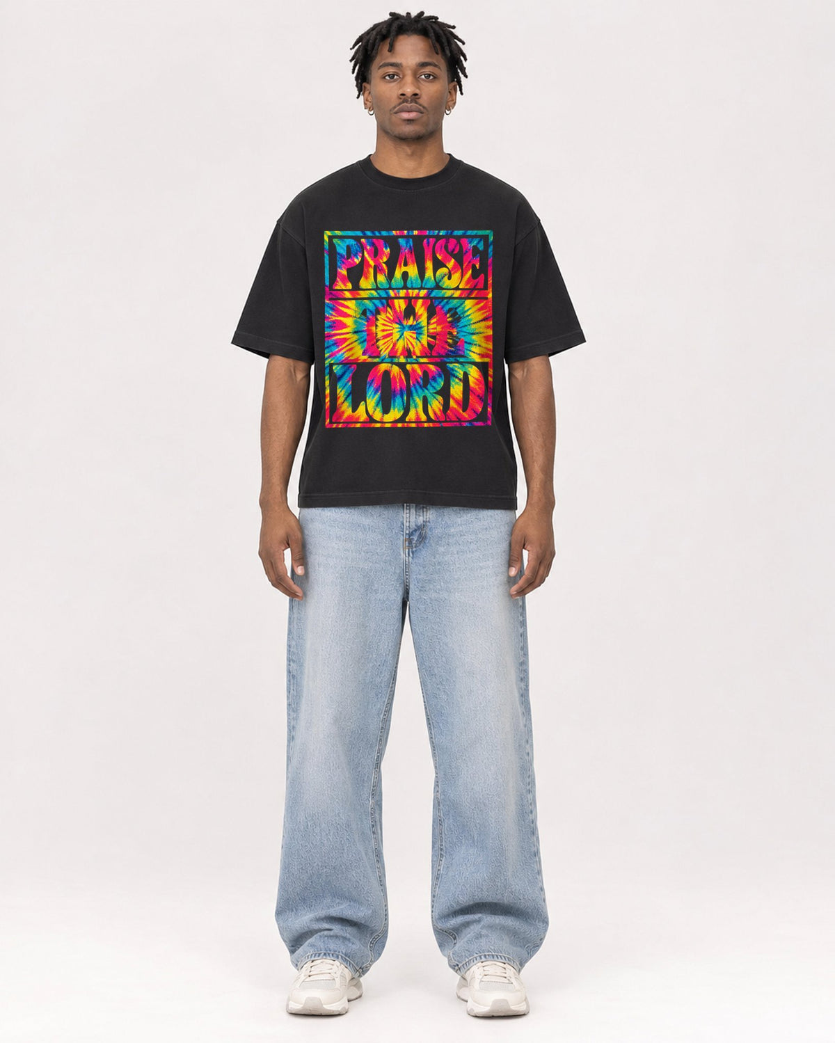 Mockup Boxy Heavyweight Tee Black male full-body 05