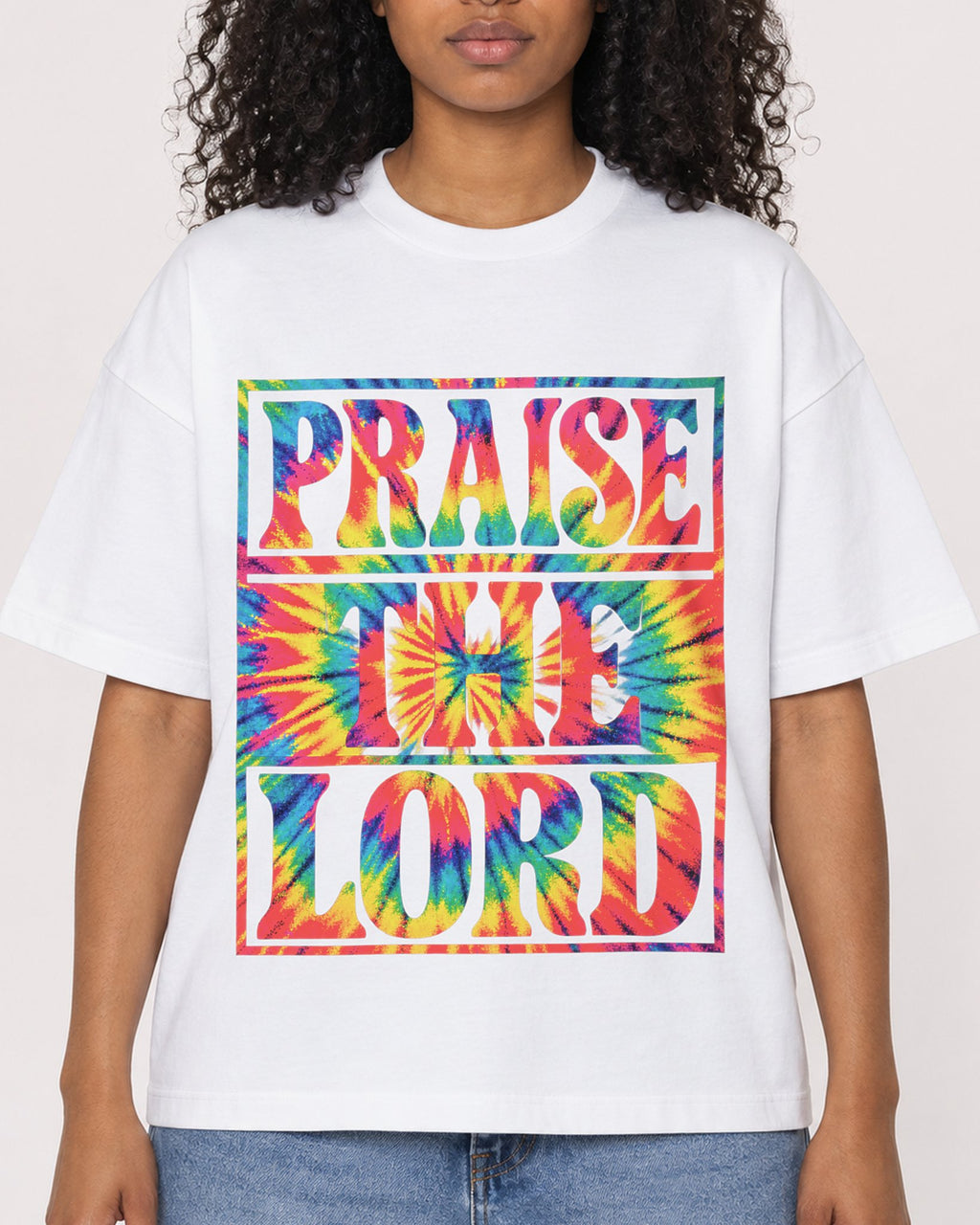 Mockup Boxy Heavyweight Tee White female close-up 05