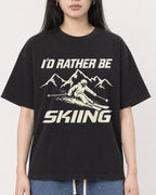 Mockup Boxy Heavyweight Tee Black female close-up 01