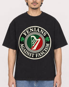 Mockup Boxy Heavyweight Tee Black male close-up 02