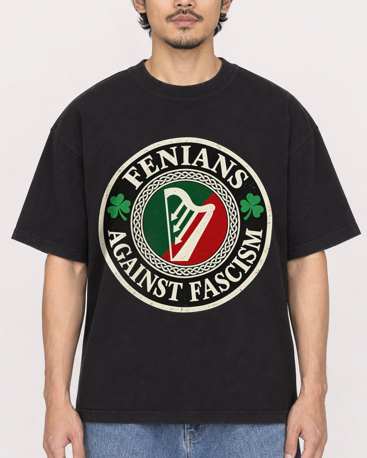 Mockup Boxy Heavyweight Tee Black male close-up 02