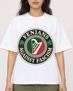 Mockup Boxy Heavyweight Tee White female close-up 02
